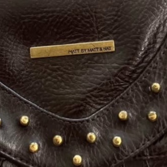 Matt & Nat crossbody purse. Brown. Magnet & zipper close. Vegan - Picture 8 of 8